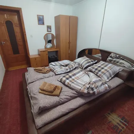 Regina Guest house *