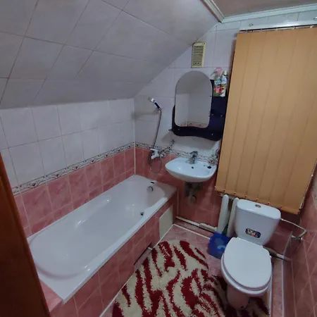 Regina * Γιαρέμτσε